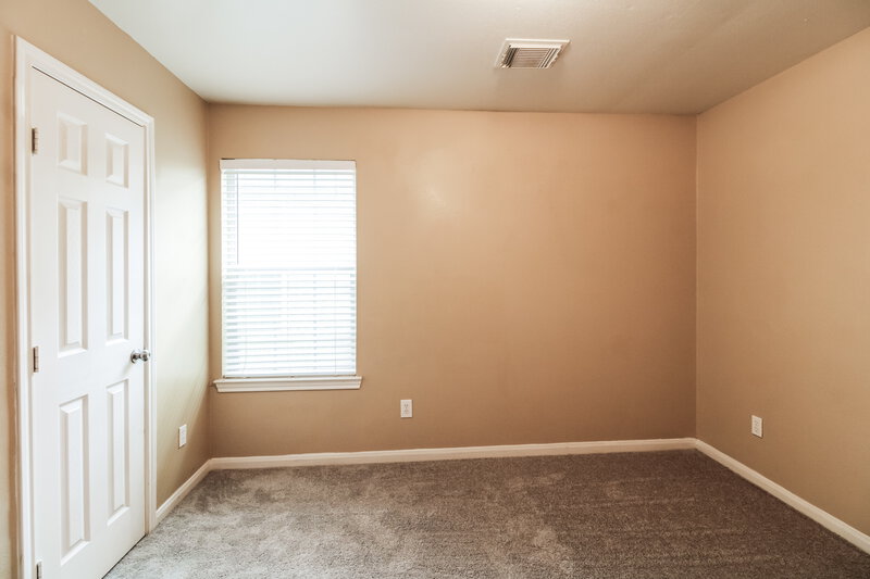 1,620/Mo, 4963 S Cancun Dr Houston, TX 77045 Bedroom View 2