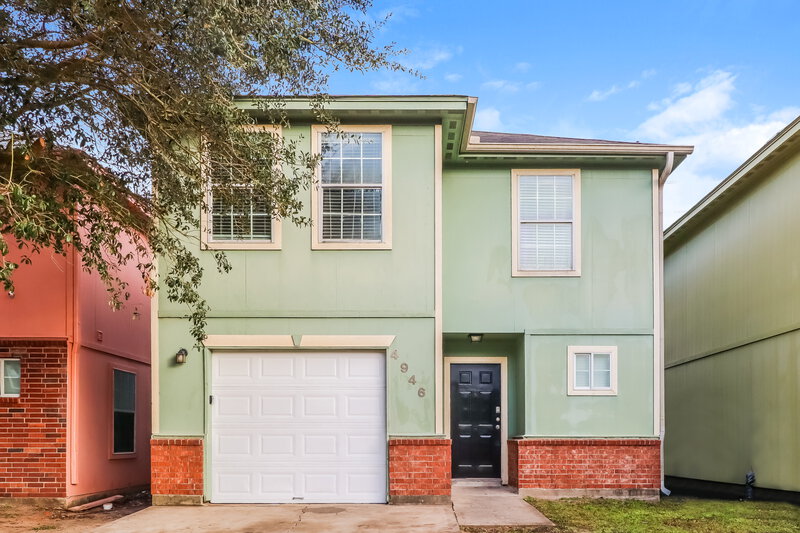 1,980/Mo, 4946 N Cancun Dr Houston, TX 77045 External View