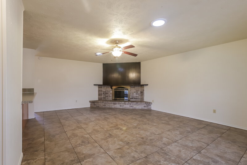 1,590/Mo, 14602 Flair Dr Houston, TX 77049 Living Room View 2