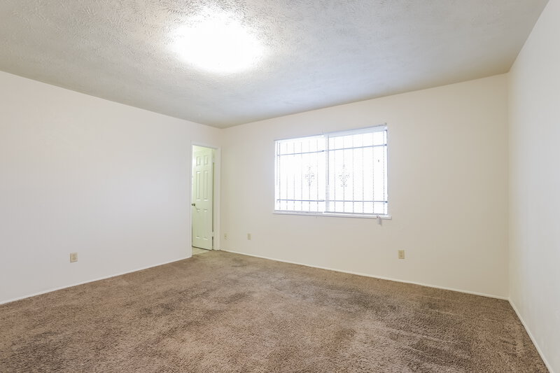 1,590/Mo, 14602 Flair Dr Houston, TX 77049 Master Bedroom View 5