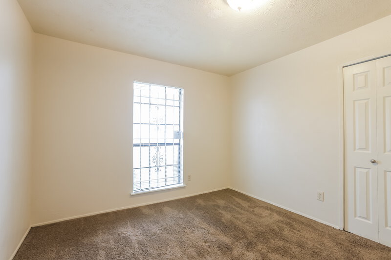 1,590/Mo, 14602 Flair Dr Houston, TX 77049 Bedroom View 2