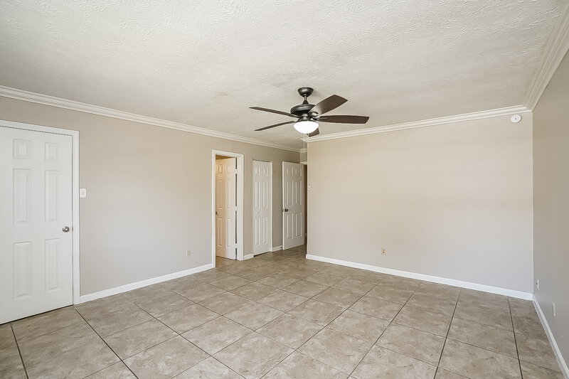 1,545/Mo, 14606 Leacrest Dr Houston, TX 77049 Main Bedroom View 2