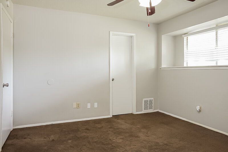 1,470/Mo, 15234 Wickbriar Dr Houston, TX 77053 Main Bedroom View