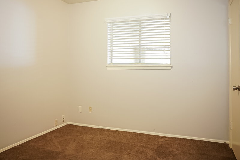 1,470/Mo, 15234 Wickbriar Dr Houston, TX 77053 Bedroom View 2