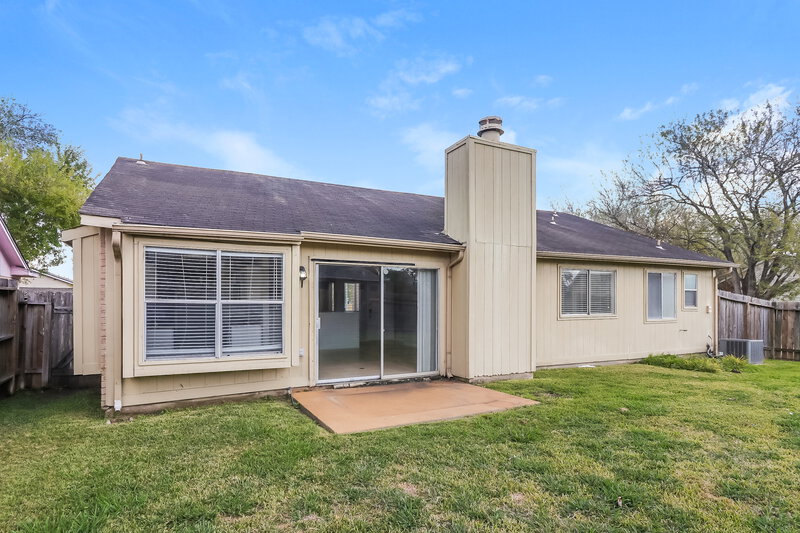 1,570/Mo, 16158 Coyridge Ln Houston, TX 77053 Rear View