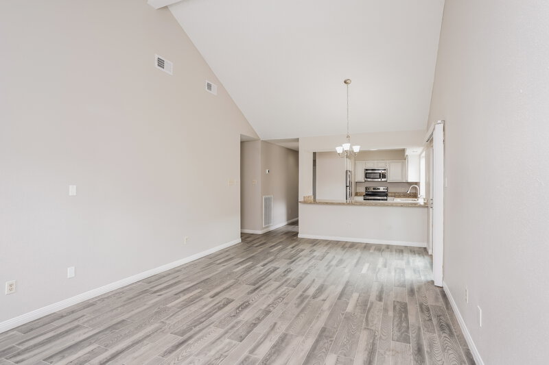 1,710/Mo, 8818 Kalewood Dr Houston, TX 77099 Living Room View