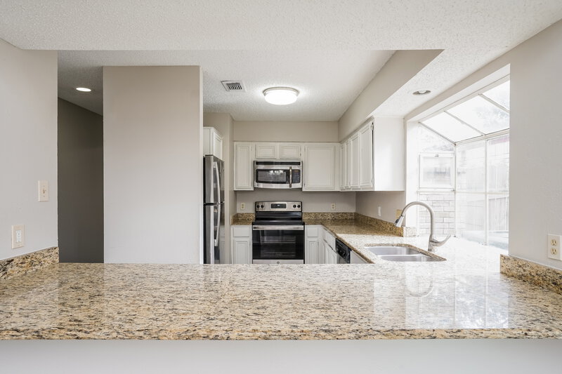1,710/Mo, 8818 Kalewood Dr Houston, TX 77099 Kitchen View 2