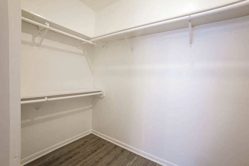 2,790/Mo, 10919 Skybird Dr Houston, TX 77064 Walk In Closet View