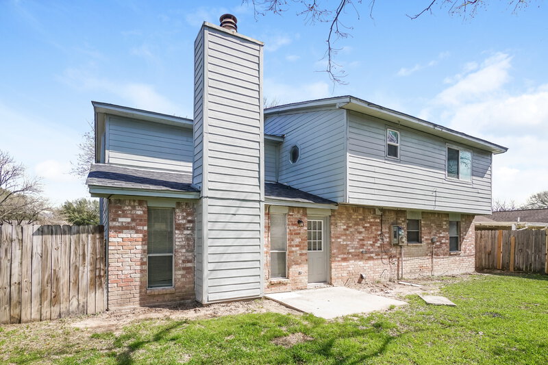 2,790/Mo, 10919 Skybird Dr Houston, TX 77064 Rear View