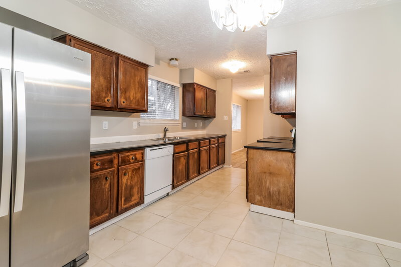 1,775/Mo, 3435 Cheaney Dr Houston, TX 77066 Kitchen View 2