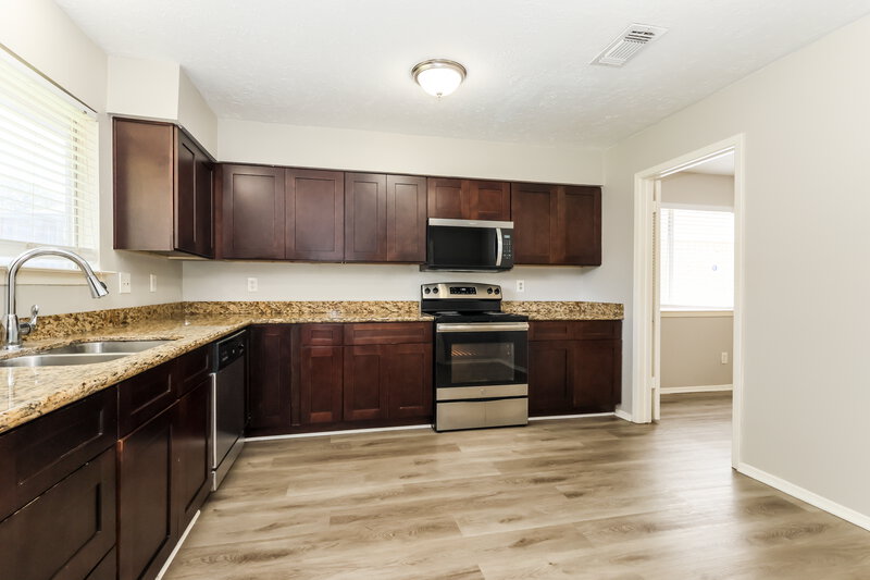 1,715/Mo, 3446 Hombly Rd Houston, TX 77066 Kitchen View