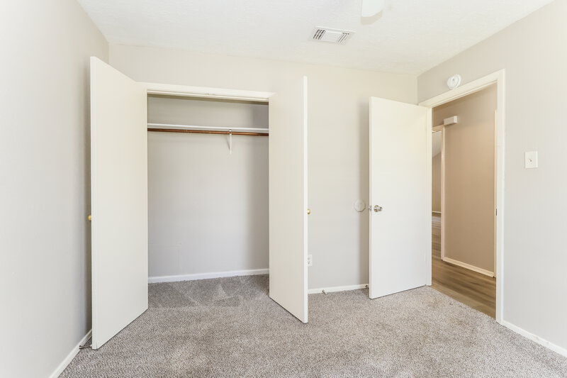 1,715/Mo, 3446 Hombly Rd Houston, TX 77066 Bedroom View