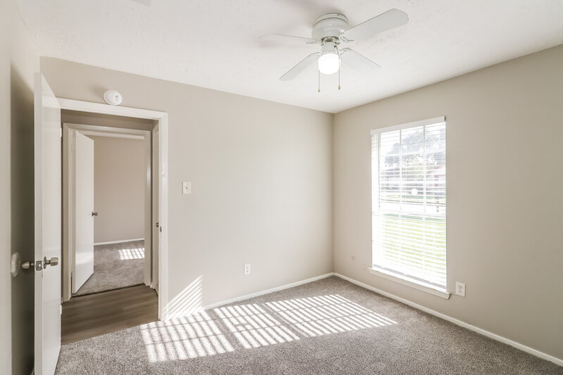 1,795/Mo, 3446 Hombly Rd Houston, TX 77066 Bedroom View 2
