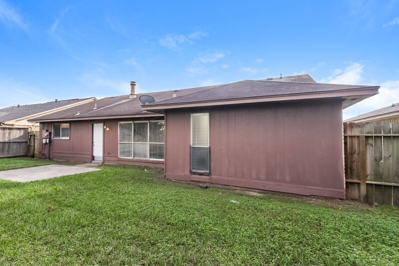 1,795/Mo, 3446 Hombly Rd Houston, TX 77066 Rear View
