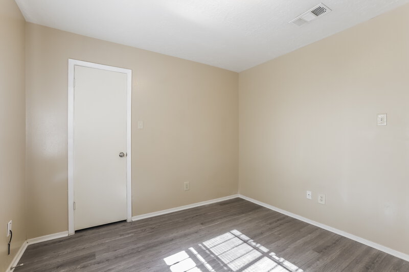 2,100/Mo, 11426 Bethnal Green Dr Houston, TX 77066 Bedroom View 2