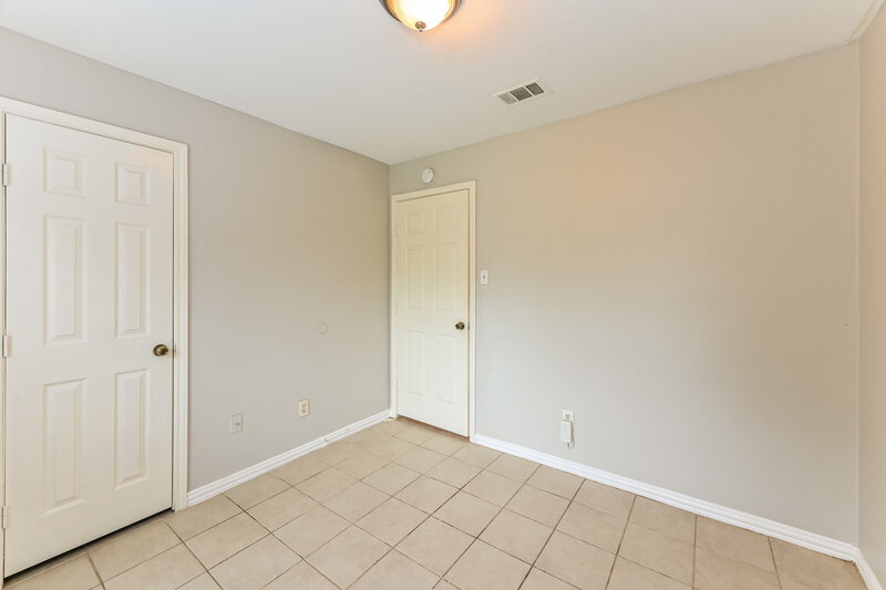1,590/Mo, 14111 Sandy Point Ln Houston, TX 77066 Bedroom View 4