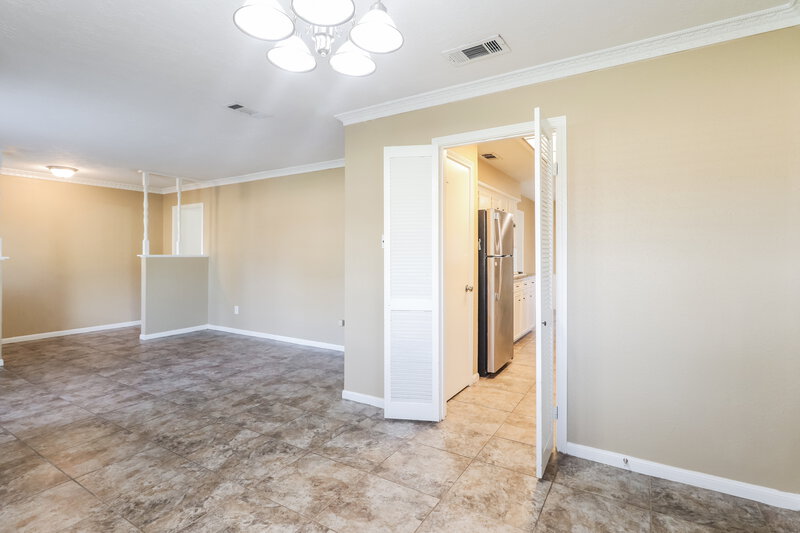 1,990/Mo, 6615 Seegers Trail Dr Houston, TX 77066 Misc View 4