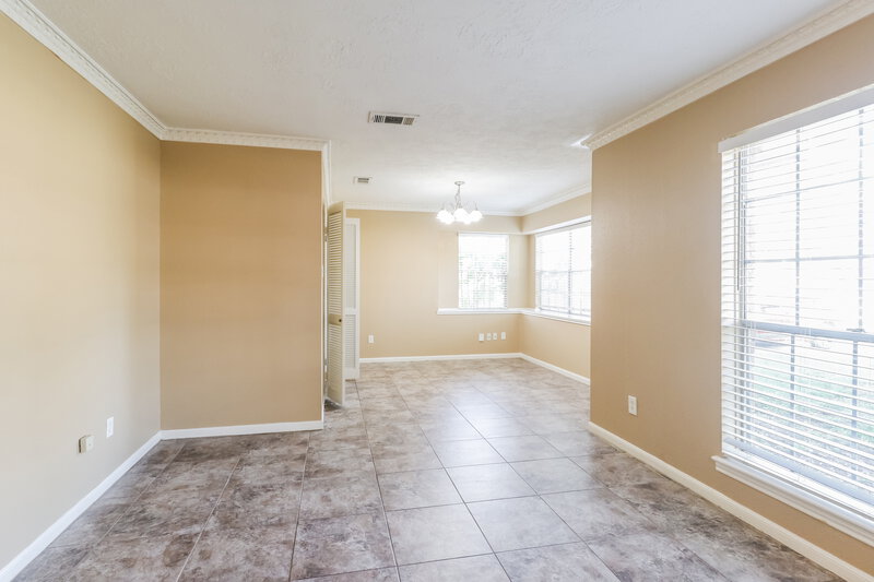 1,990/Mo, 6615 Seegers Trail Dr Houston, TX 77066 Misc View 7