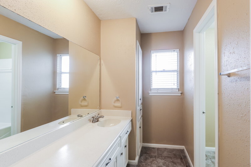 1,990/Mo, 6615 Seegers Trail Dr Houston, TX 77066 Misc View 16