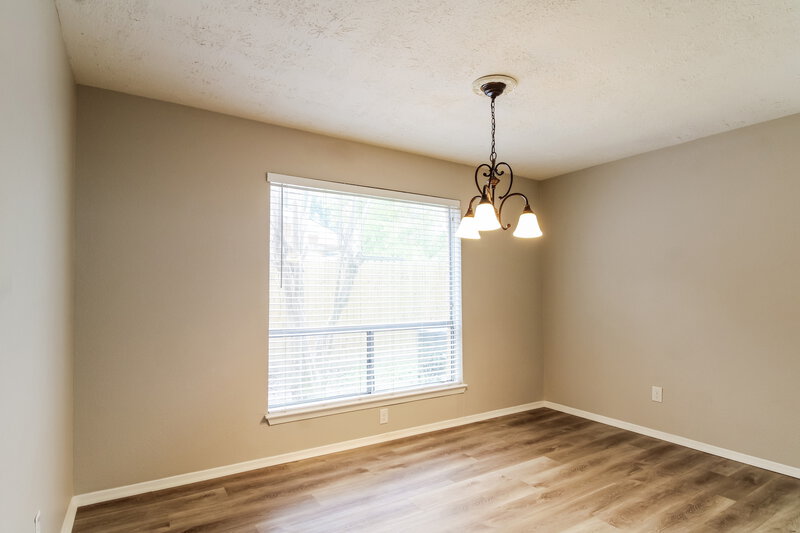 1,865/Mo, 1718 Hazyknoll Ln Houston, TX 77067 Dining Room View