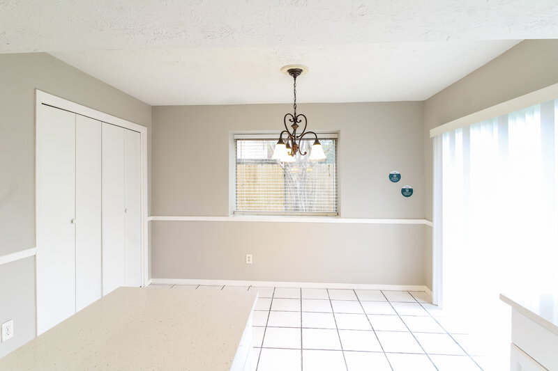 1,865/Mo, 1718 Hazyknoll Ln Houston, TX 77067 Breakfast Nook View