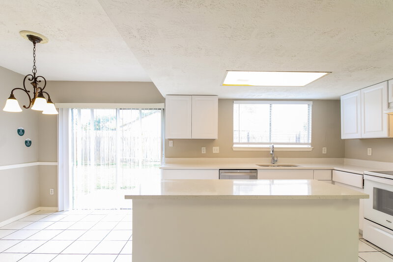 1,865/Mo, 1718 Hazyknoll Ln Houston, TX 77067 Kitchen View