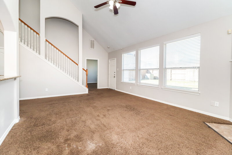 1,935/Mo, 12015 Raven View Dr Houston, TX 77067 Living Room View