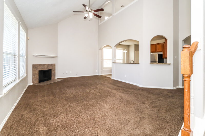 1,935/Mo, 12015 Raven View Dr Houston, TX 77067 Living Room View 2