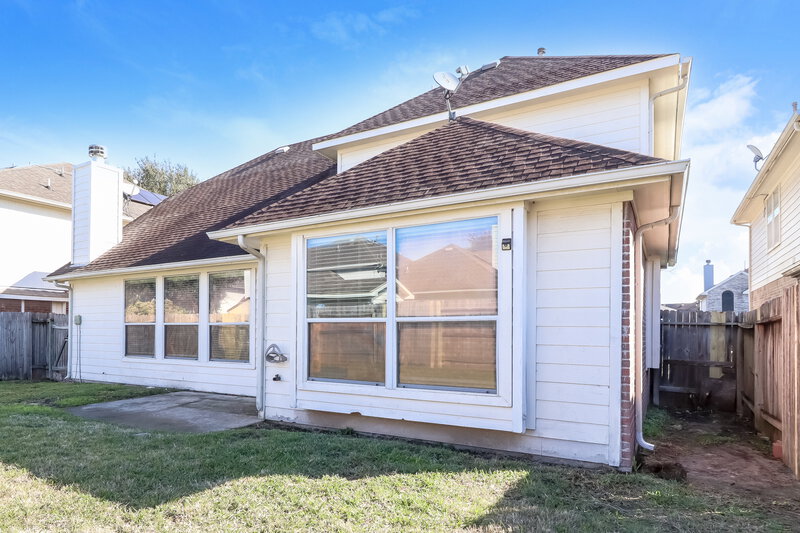 1,935/Mo, 12015 Raven View Dr Houston, TX 77067 Rear View