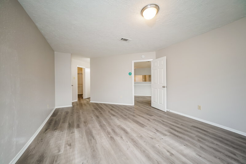 1,725/Mo, 11907 Conifer Springs Ln Houston, TX 77067 Main Bedroom View