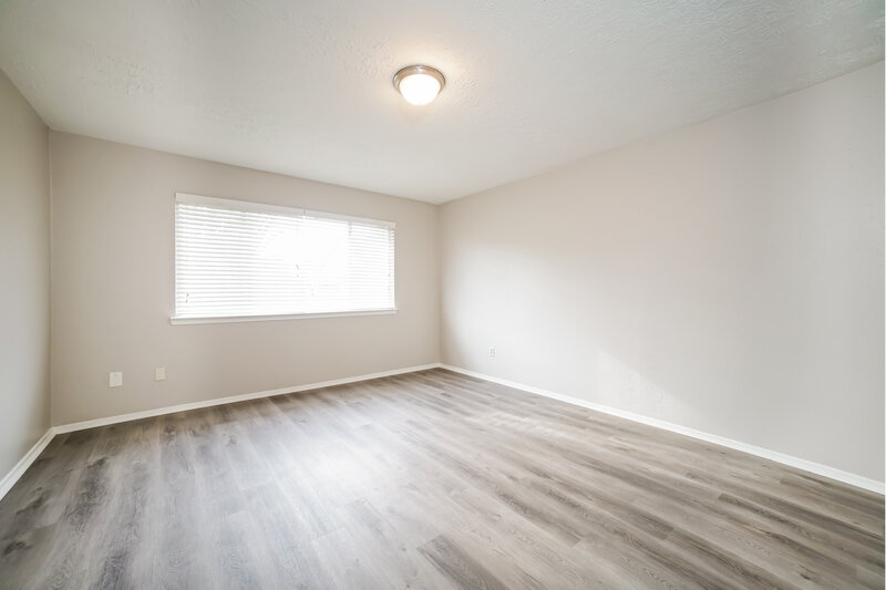 1,725/Mo, 11907 Conifer Springs Ln Houston, TX 77067 Main Bedroom View 2