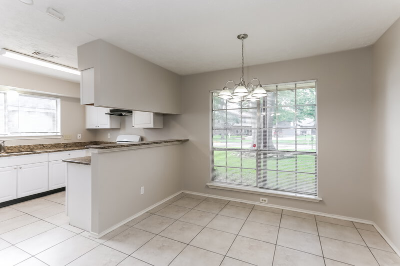 1,870/Mo, 2311 W Greens Rd Houston, TX 77067 Dining Room View 2