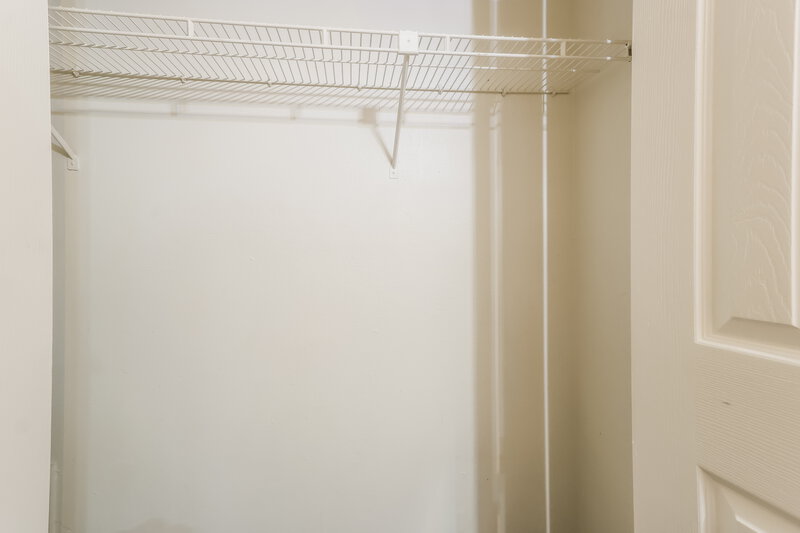 1,545/Mo, 2215 Hazyknoll Ln Houston, TX 77067 Amenities View