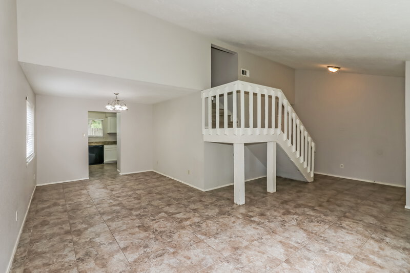 1,710/Mo, 11923 Yeatmah Ln Houston, TX 77067 Living Room View 2