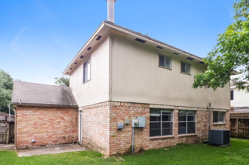1,710/Mo, 11923 Yeatmah Ln Houston, TX 77067 Rear View