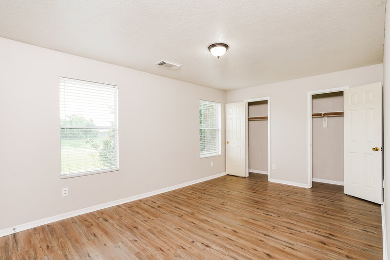 2,050/Mo, 10806 Gable Hill Ln Houston, TX 77067 Bedroom View