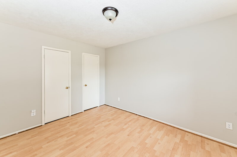 0/Mo, 10314 Timberloch Dr Houston, TX 77070 Bedroom View