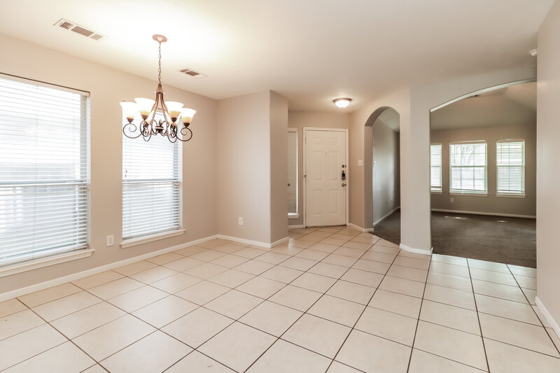 2,105/Mo, 13907 Naples Park Ln Houston, TX 77070 Dining Room View