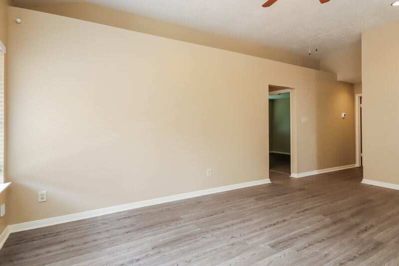 1,880/Mo, 7831 Poitiers Dr Houston, TX 77071 Misc View 3