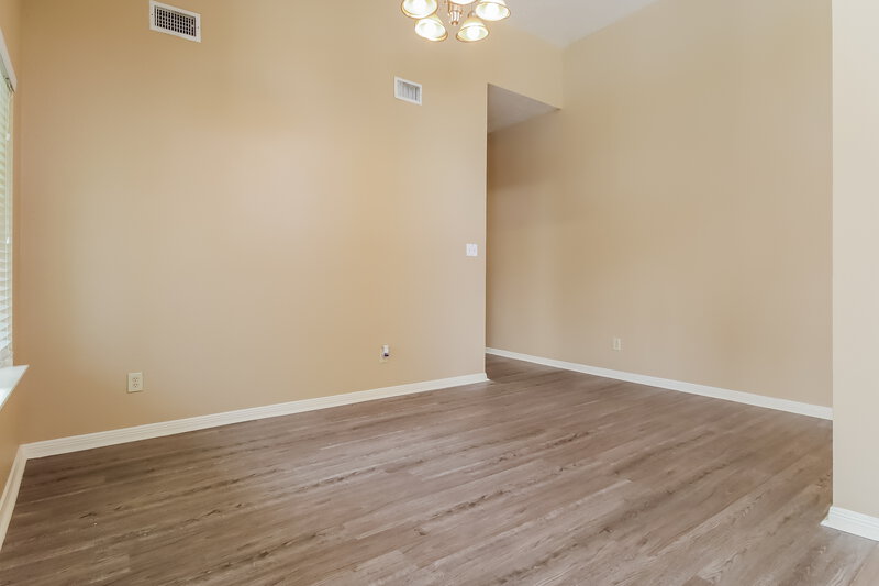 1,880/Mo, 7831 Poitiers Dr Houston, TX 77071 Misc View 5