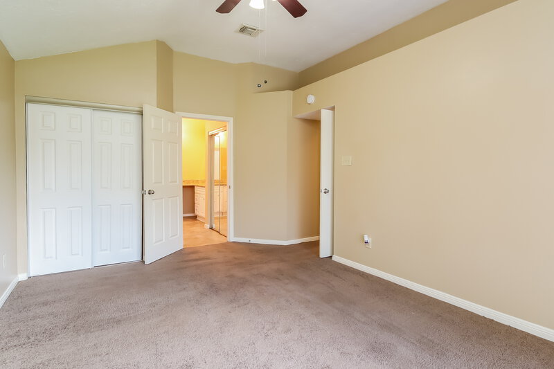 1,880/Mo, 7831 Poitiers Dr Houston, TX 77071 Misc View 8