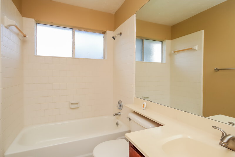 1,880/Mo, 7831 Poitiers Dr Houston, TX 77071 Misc View 13