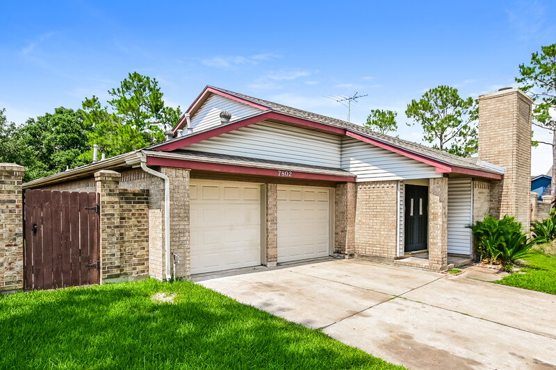 1,855/Mo, 7802 La Rochelle Circle Missouri City, TX 77071 Front View