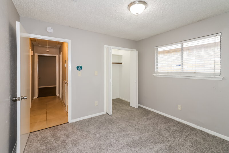 1,840/Mo, 11002 Willwood Dr Houston, TX 77072 Bedroom View