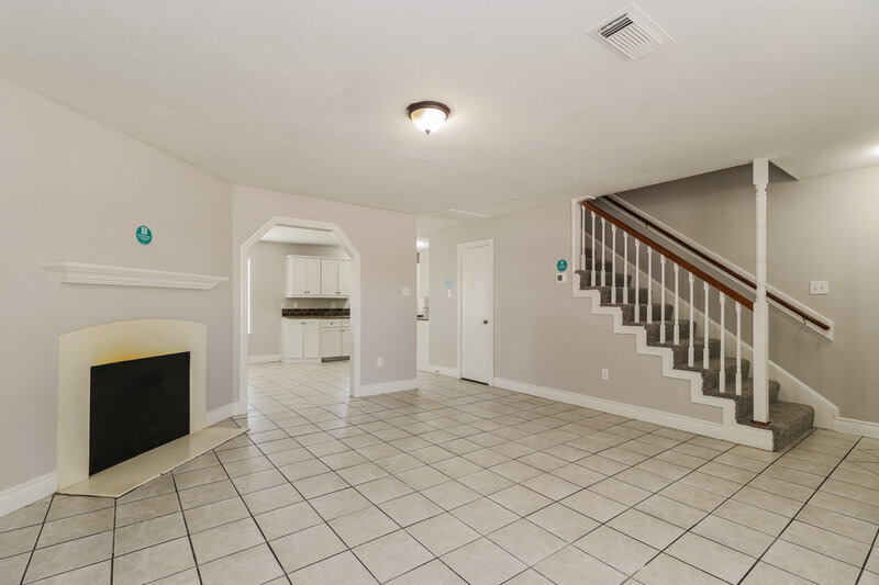 2,000/Mo, 3035 Cinnamon Glen Dr Houston, TX 77073 Living Room View