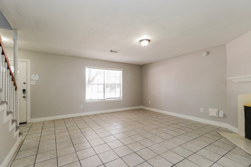 2,000/Mo, 3035 Cinnamon Glen Dr Houston, TX 77073 Living Room View 2