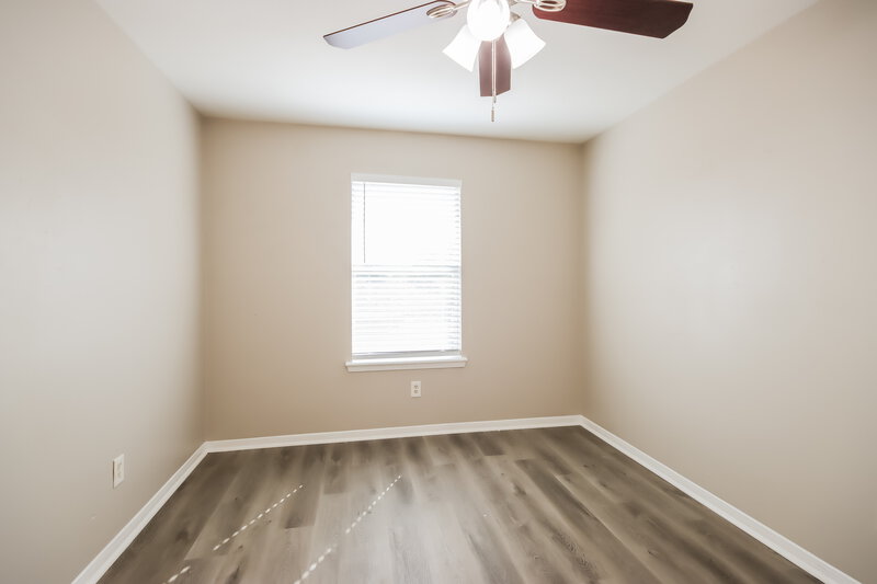 1,930/Mo, 1402 Baychester Ln Houston, TX 77073 Bedroom View