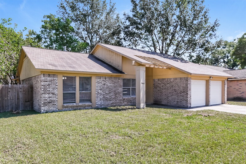 1,825/Mo, 16418 N Cross Dr Houston, TX 77073 Front View
