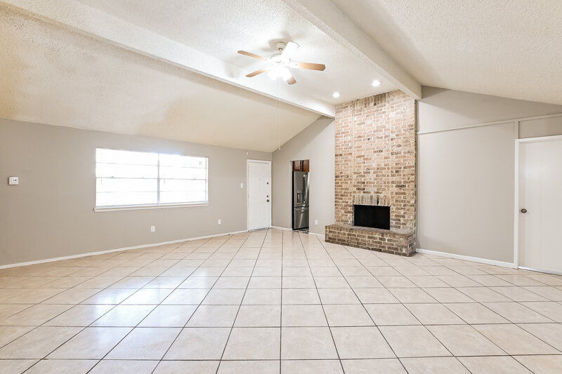1,825/Mo, 16418 N Cross Dr Houston, TX 77073 Living Room View