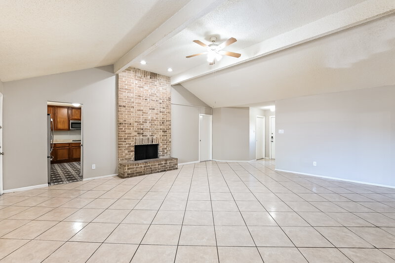 1,825/Mo, 16418 N Cross Dr Houston, TX 77073 Living Room View 2